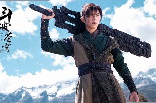 娱乐圈妈妈变校园网红 佟大为周末霸屏致敬经典