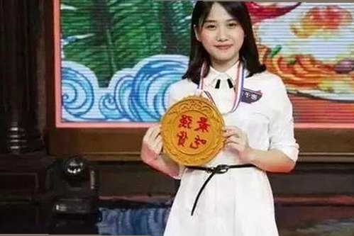 杨紫与张家辉：银幕背后的默契与友谊