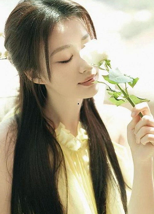 揭秘“吃瓜娱乐圈CP粉”：背后的神秘力量与真实动向