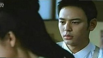 娱乐界新动向：人物关系与最新趣闻交织引发关注